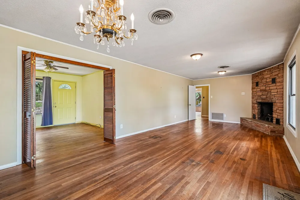 1876 Rocky Road Blanco, TX 78606