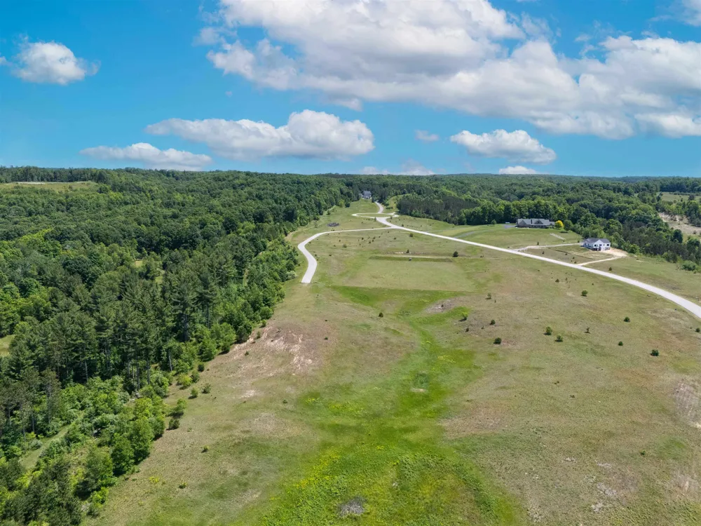 4885 Wonderview Lane NW Clearwater Township, MI 49676