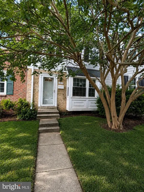 1814 ABERDEEN CIRCLE