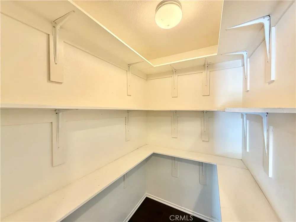 42041 Delmonte Street Temecula, CA 92591