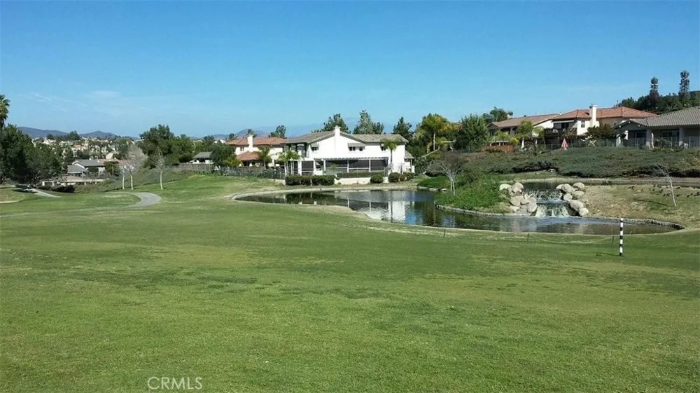 42041 Delmonte Street Temecula, CA 92591