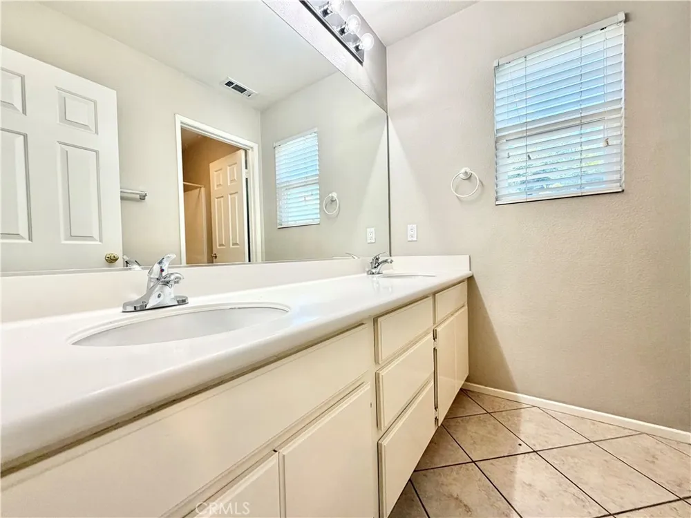 42041 Delmonte Street Temecula, CA 92591