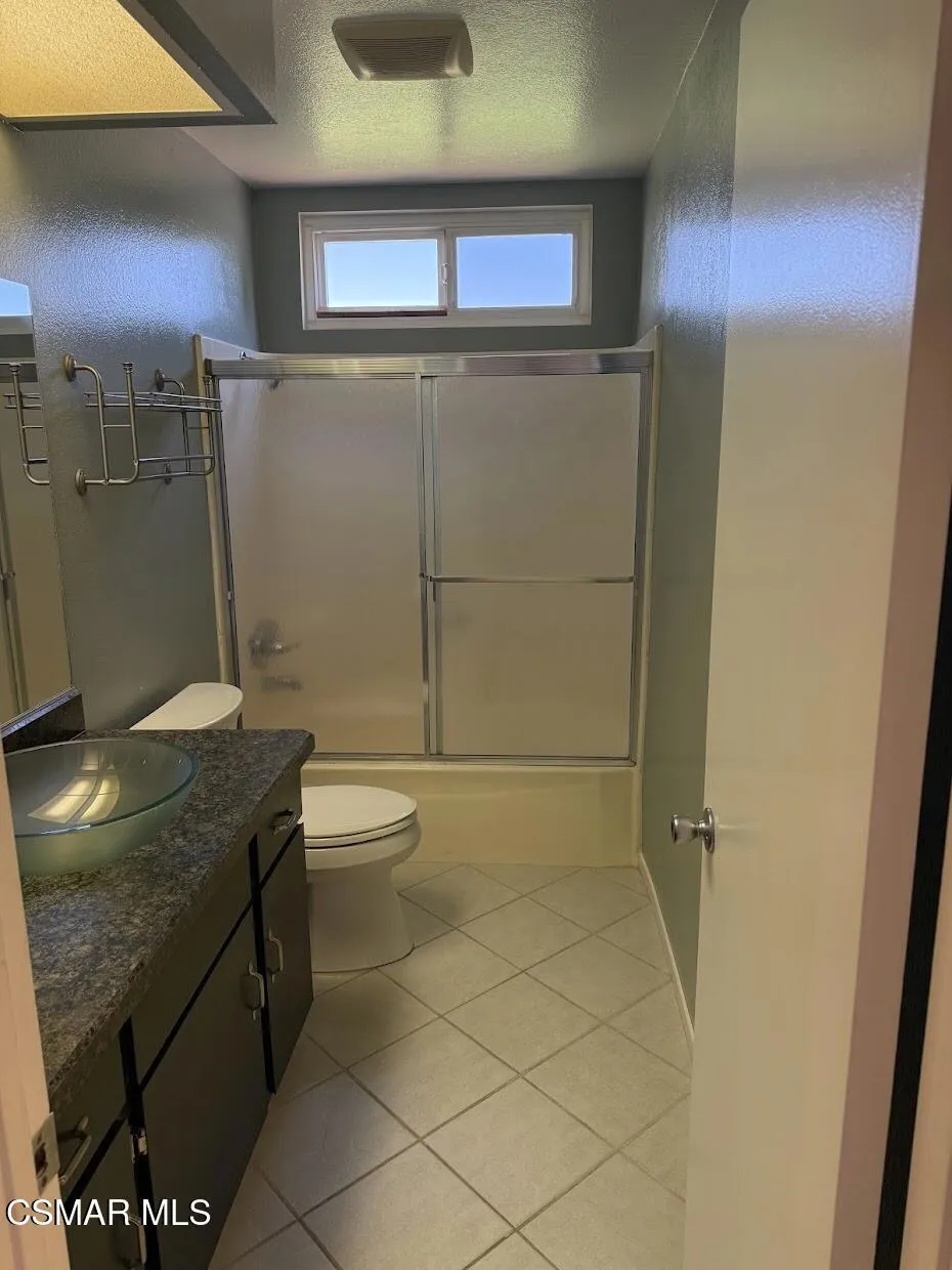 636 Malaga Court Newbury Park, CA 91320