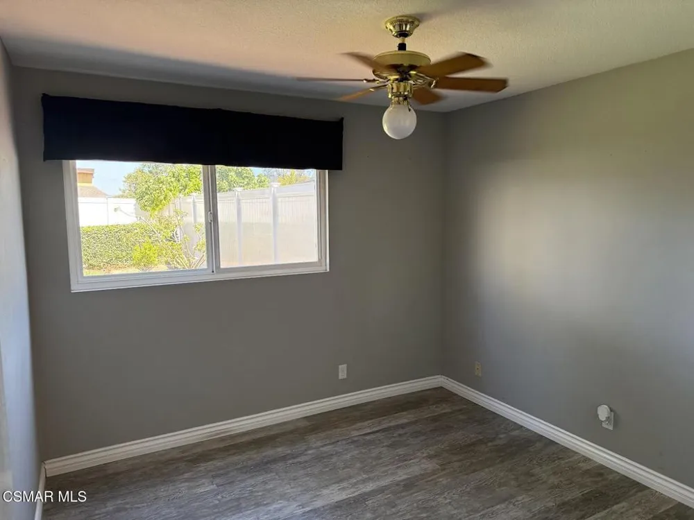 636 Malaga Court Newbury Park, CA 91320