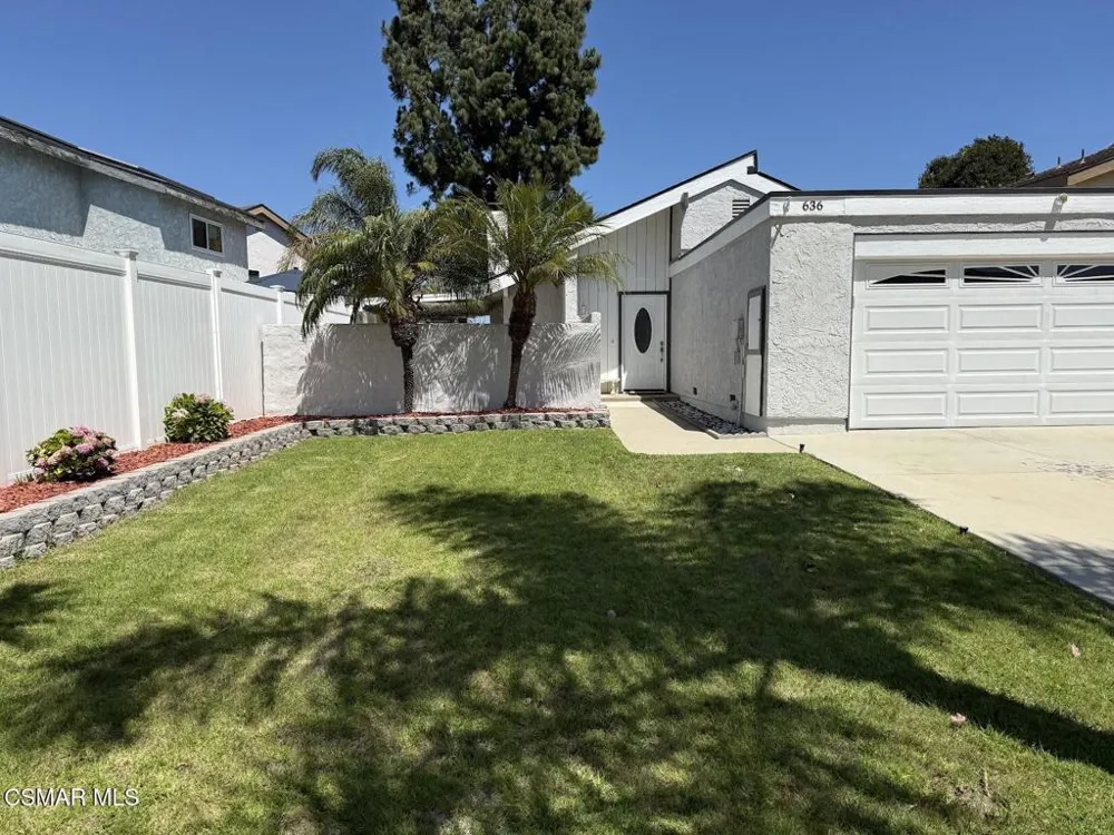 636 Malaga Court Newbury Park, CA 91320