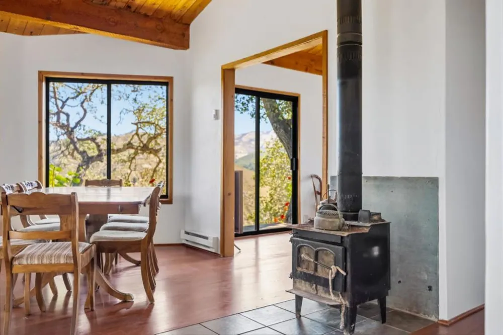 37840 Poppy Tree Lane Carmel Valley, CA 93924