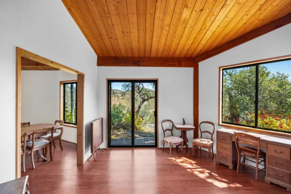 37840 Poppy Tree Lane Carmel Valley, CA 93924
