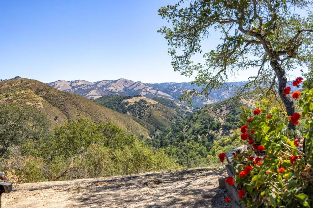 37840 Poppy Tree Lane Carmel Valley, CA 93924