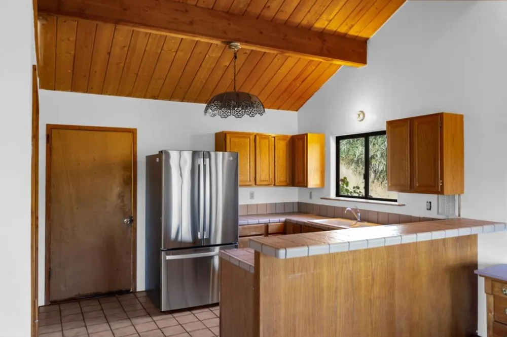 37840 Poppy Tree Lane Carmel Valley, CA 93924