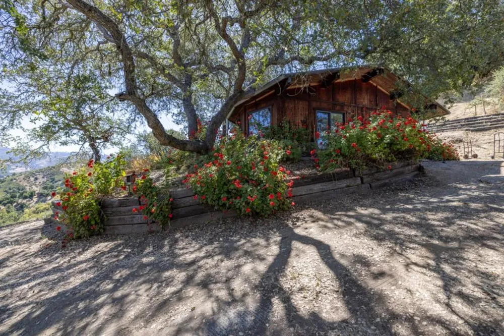 37840 Poppy Tree Lane Carmel Valley, CA 93924