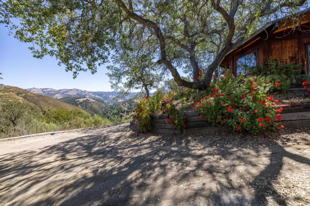 37840 Poppy Tree Lane Carmel Valley, CA 93924