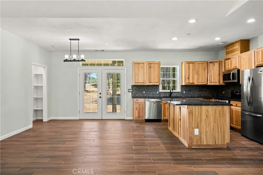 13159 Mullen Way Oroville, CA 95965