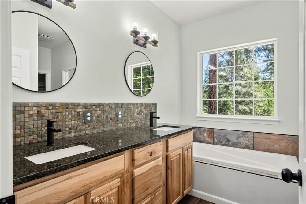13159 Mullen Way Oroville, CA 95965