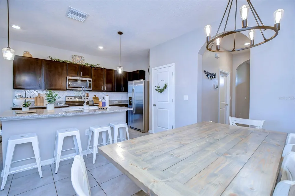 34240 REDWOOD DAWN LANE Wesley Chapel, FL 33543