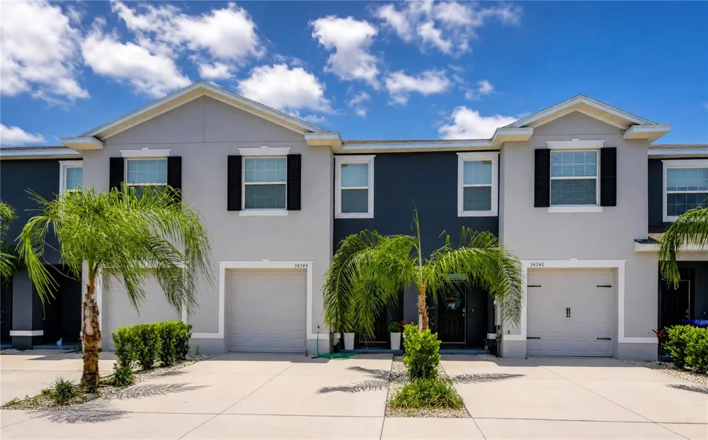 34240 REDWOOD DAWN LANE Wesley Chapel, FL 33543