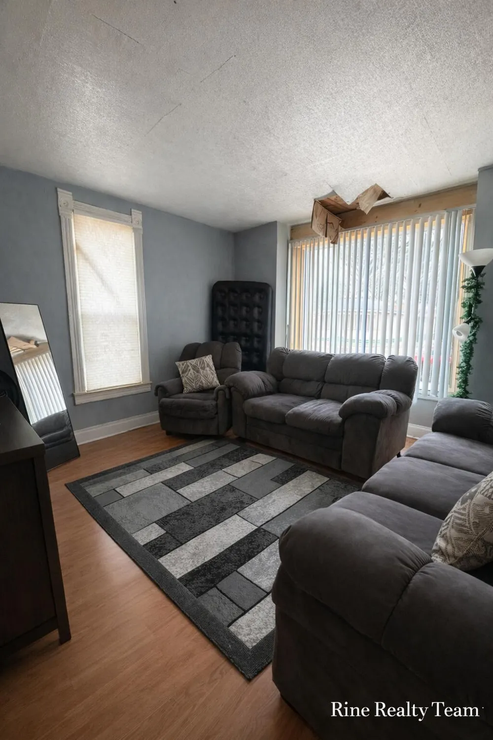 2337 6th Street Muskegon, MI 49444