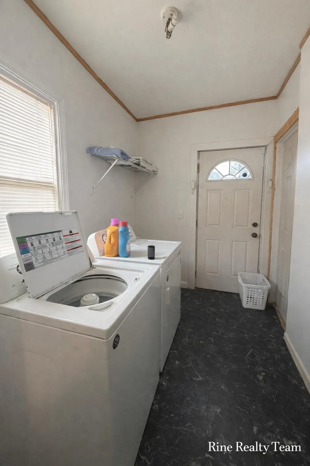 2337 6th Street Muskegon, MI 49444