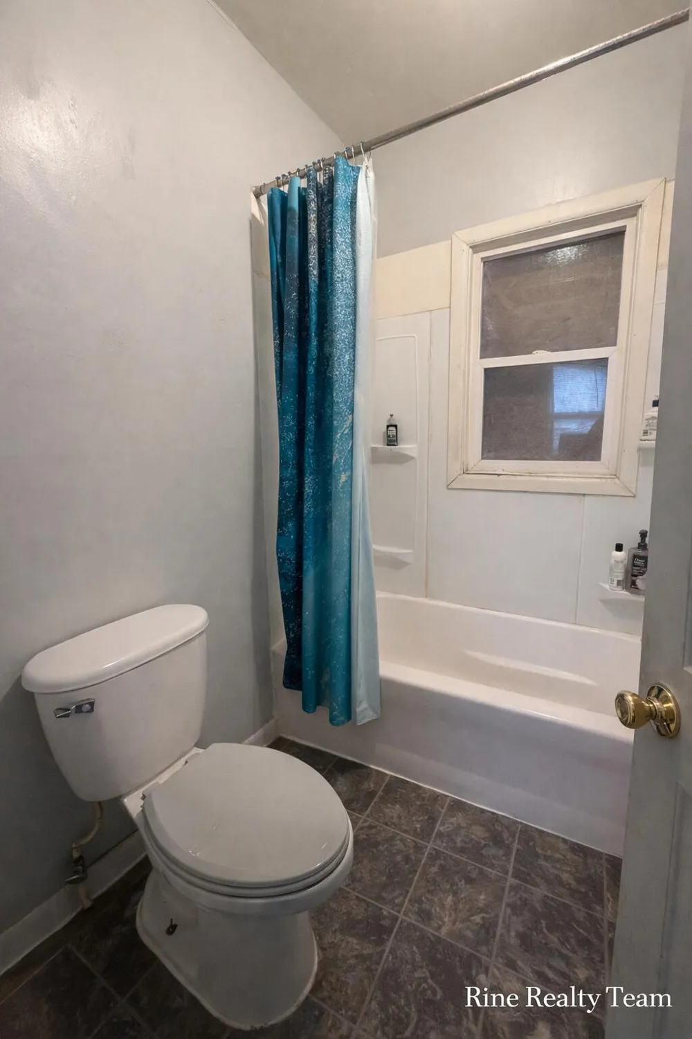 2337 6th Street Muskegon, MI 49444
