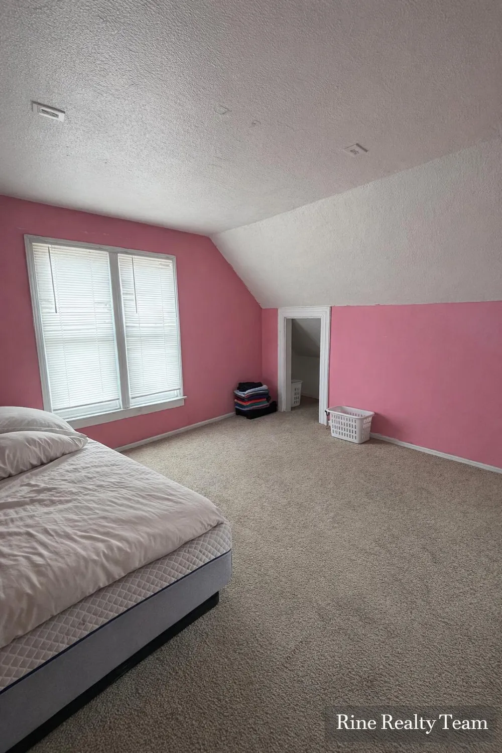 2337 6th Street Muskegon, MI 49444