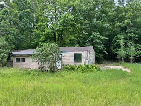 4303 W Adams Road