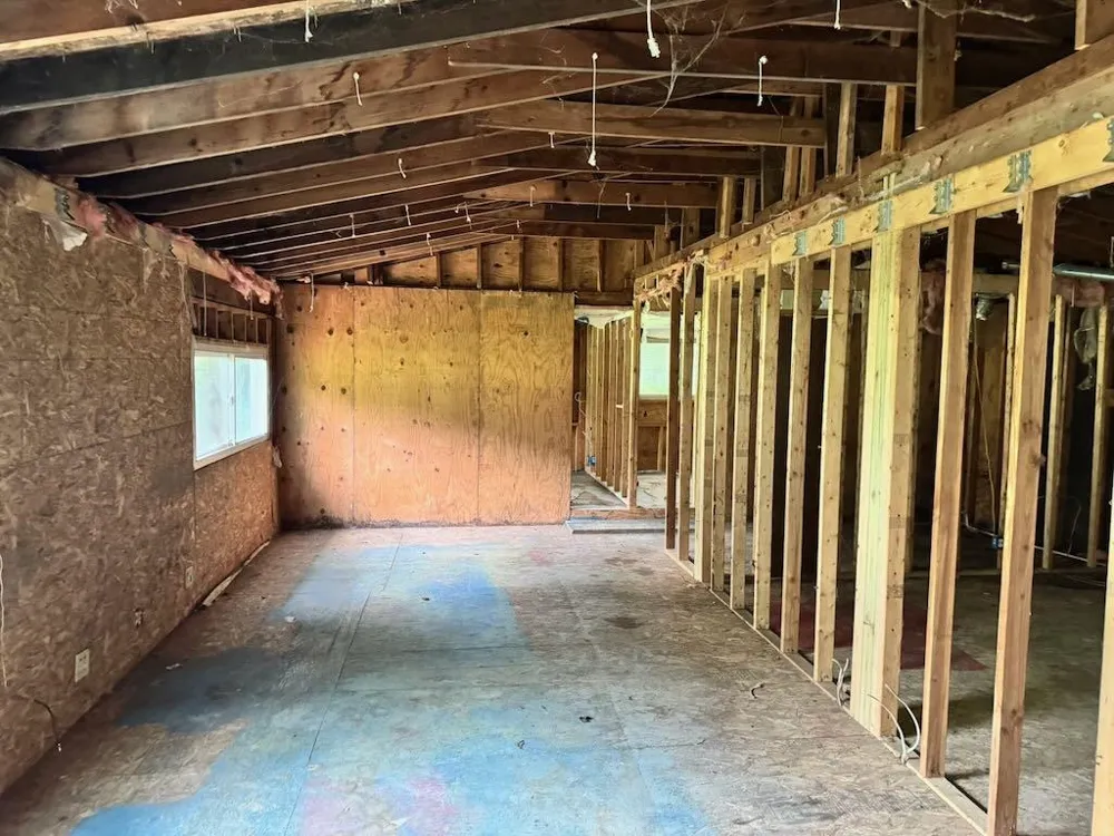 4303 W Adams Road Surrey Township, MI 48632