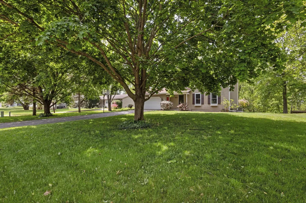 7657 Cottonwood Richland Township, MI 49083