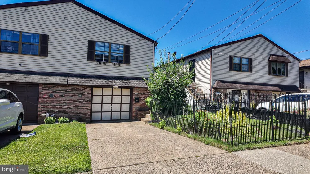 720 PRINCETON AVENUE Philadelphia, PA 19111