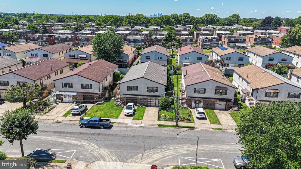 720 PRINCETON AVENUE Philadelphia, PA 19111