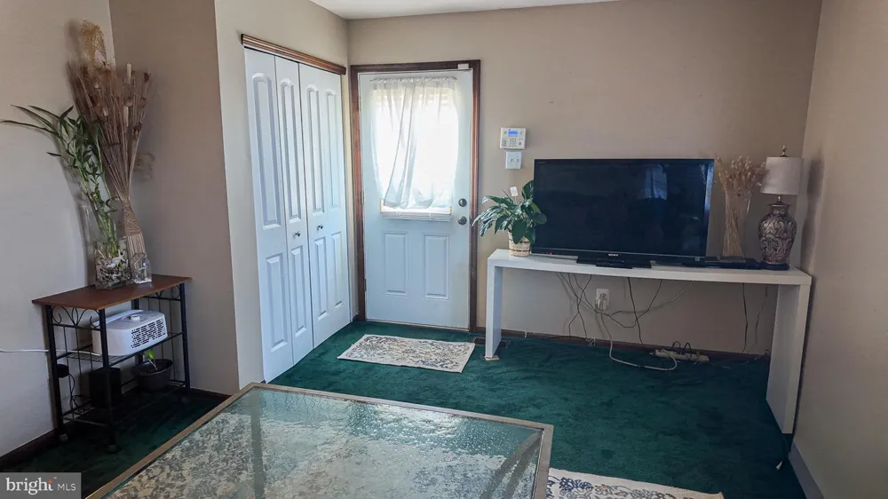 720 PRINCETON AVENUE Philadelphia, PA 19111
