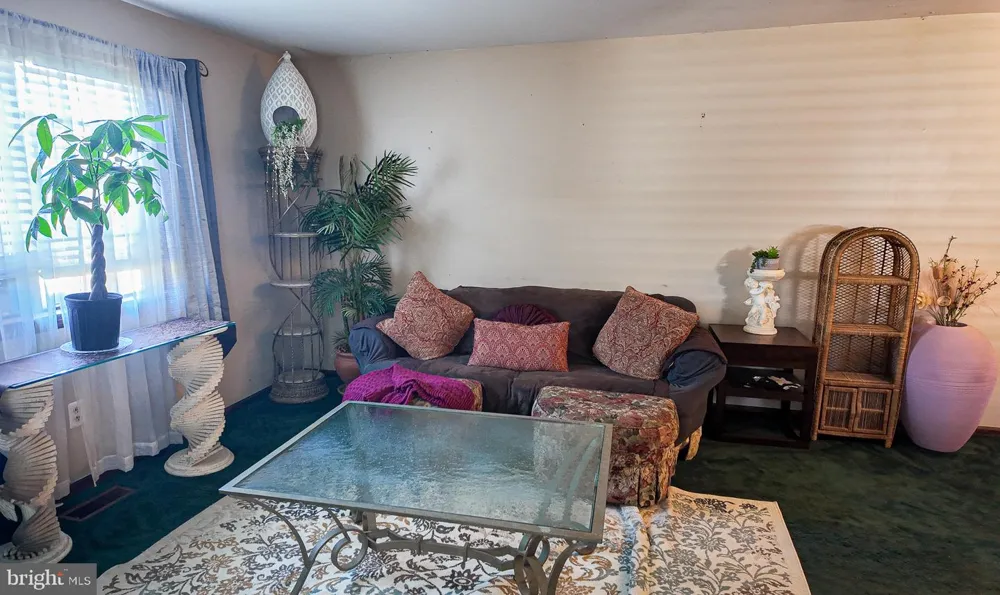 720 PRINCETON AVENUE Philadelphia, PA 19111