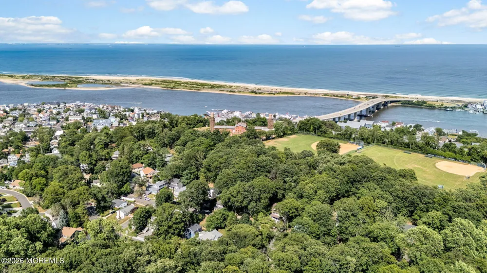 28 Grand Tour Highlands, NJ 07732
