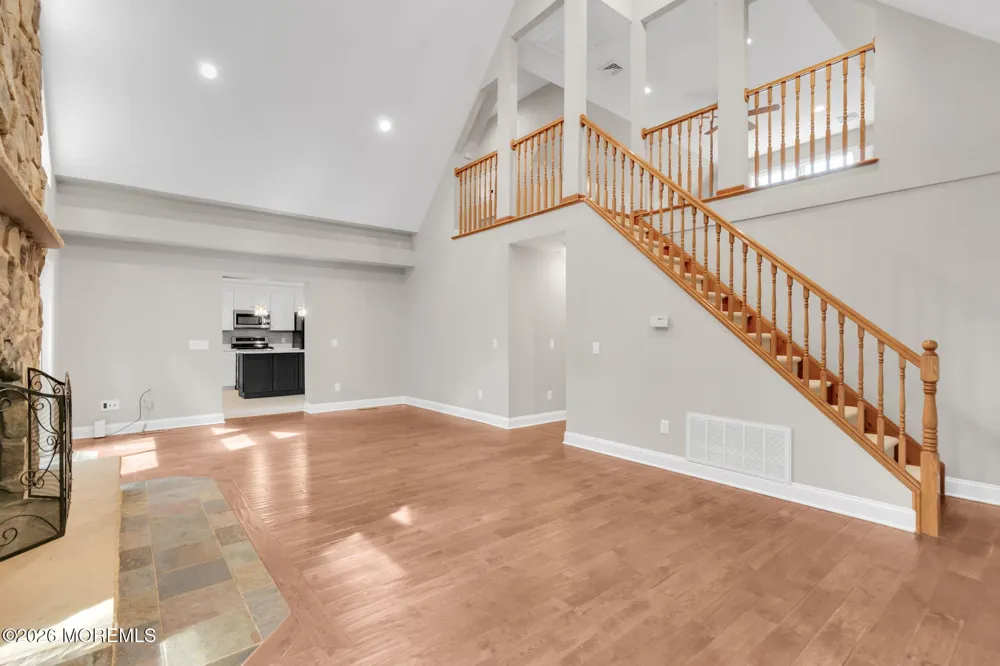 28 Grand Tour Highlands, NJ 07732