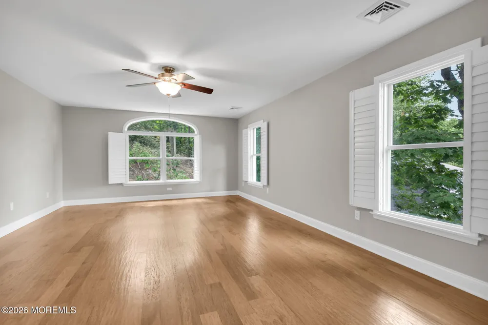 28 Grand Tour Highlands, NJ 07732