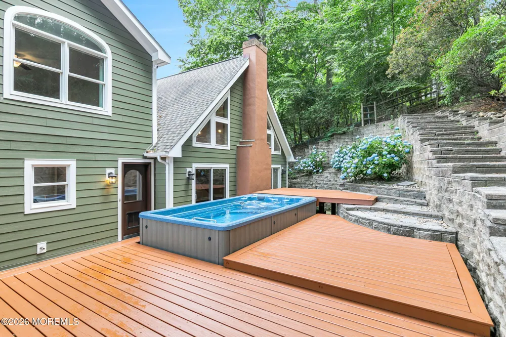28 Grand Tour Highlands, NJ 07732