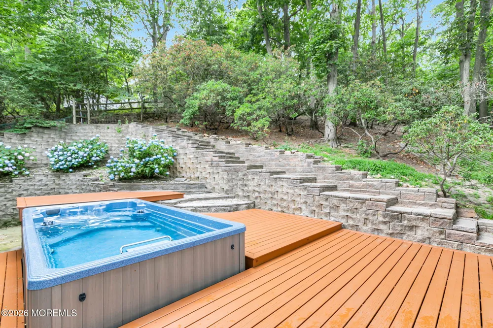 28 Grand Tour Highlands, NJ 07732