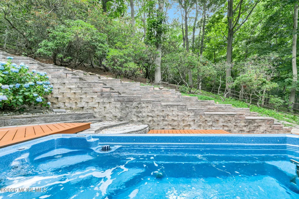 28 Grand Tour Highlands, NJ 07732