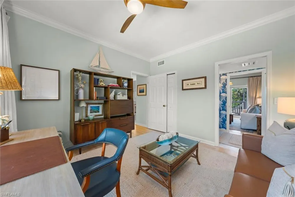 1048 Kings Crown Drive Sanibel, FL 33957