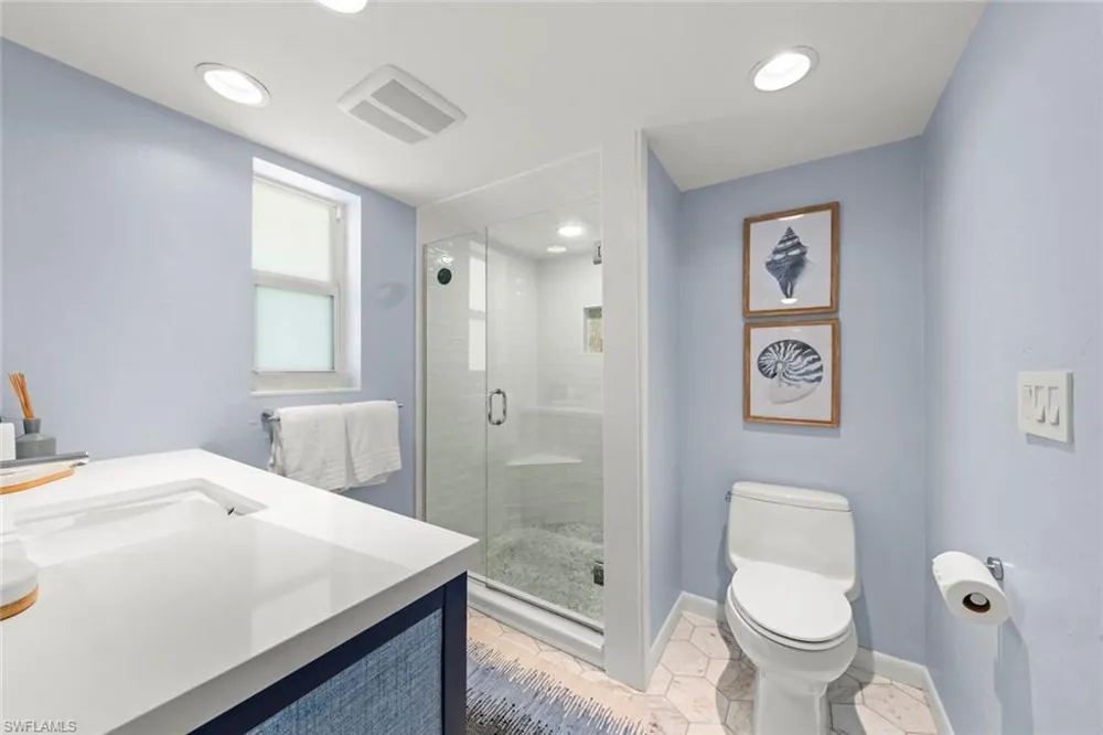 1048 Kings Crown Drive Sanibel, FL 33957