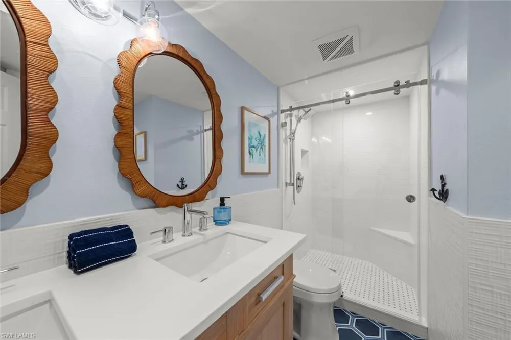 1048 Kings Crown Drive Sanibel, FL 33957