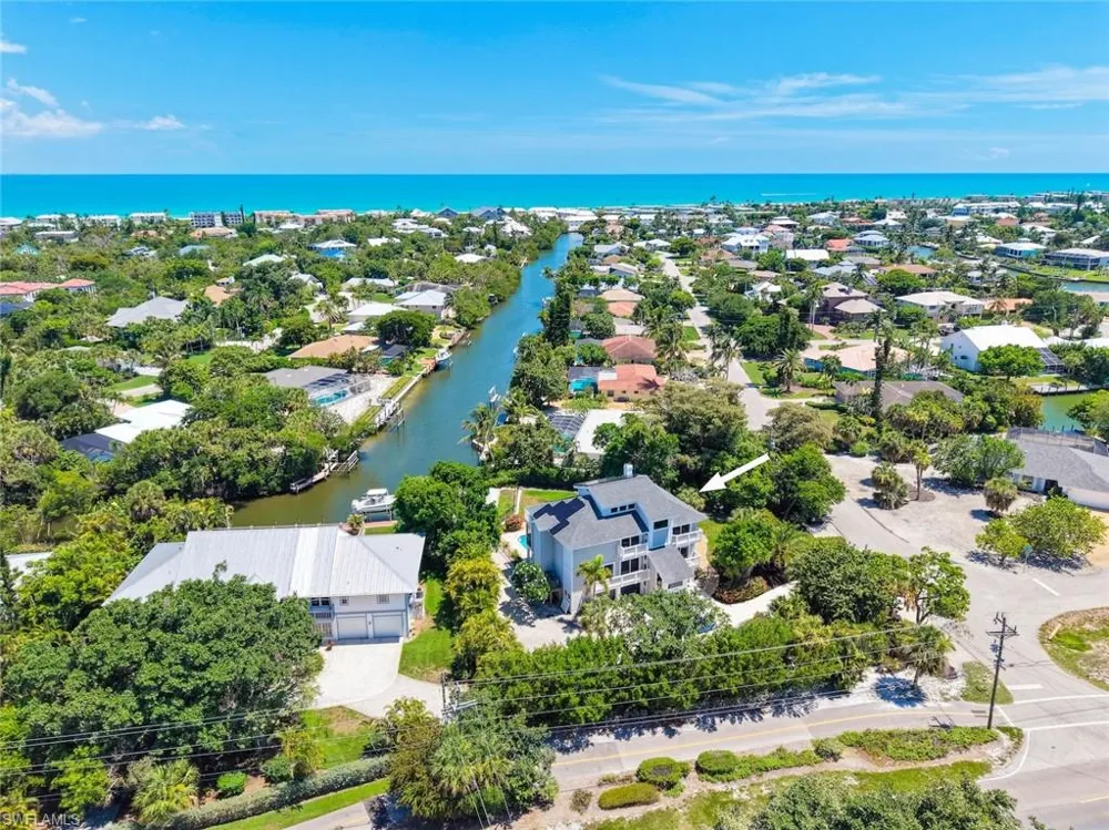 1048 Kings Crown Drive Sanibel, FL 33957