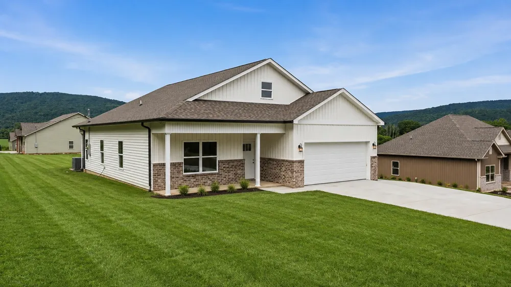 13 Hamby Dr Pelham, TN 37366