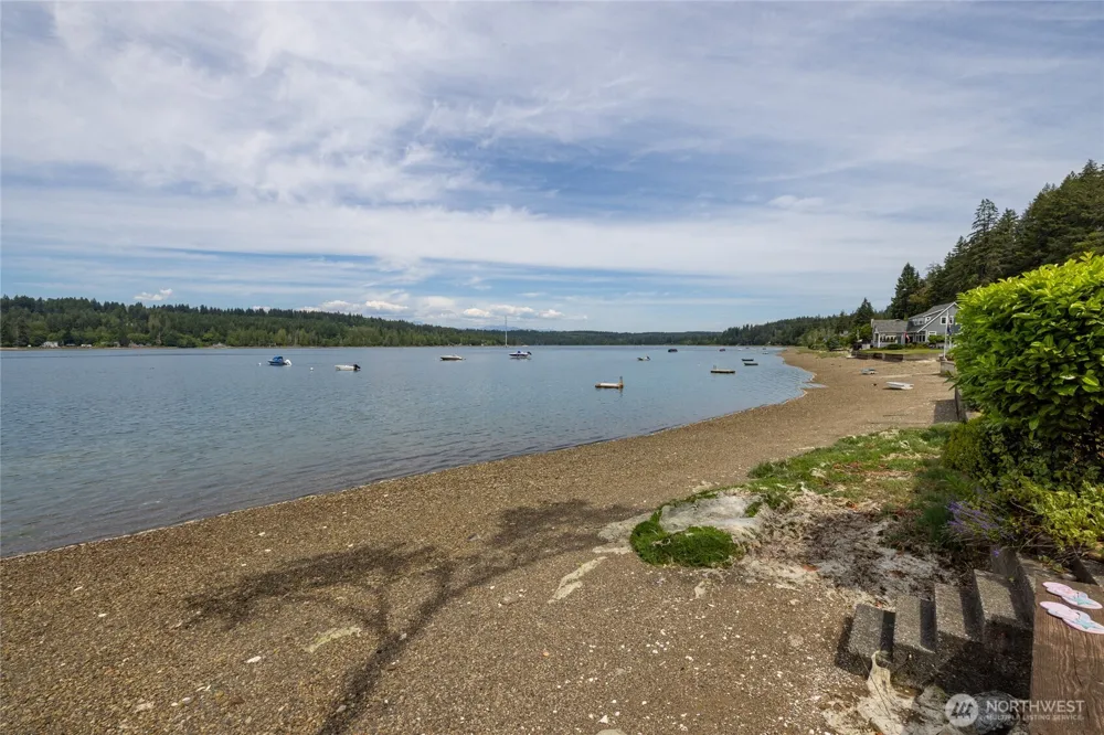 3740 E State Route 302 Belfair, WA 98528