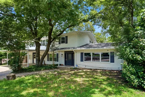 2409 Whitewood Drive