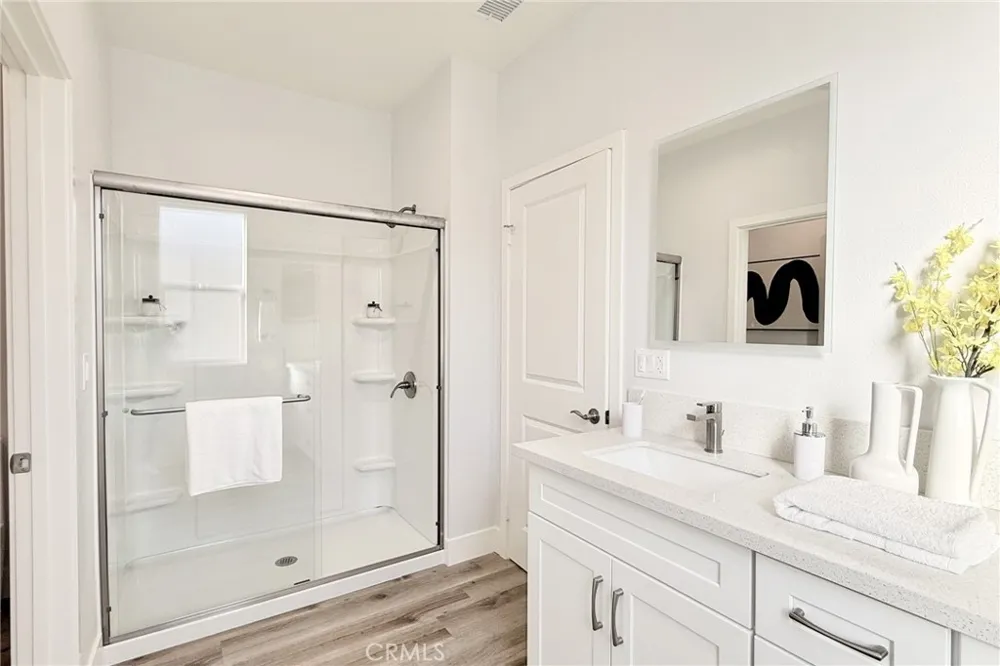 11237 Gladhill Road #2 Whittier, CA 90604