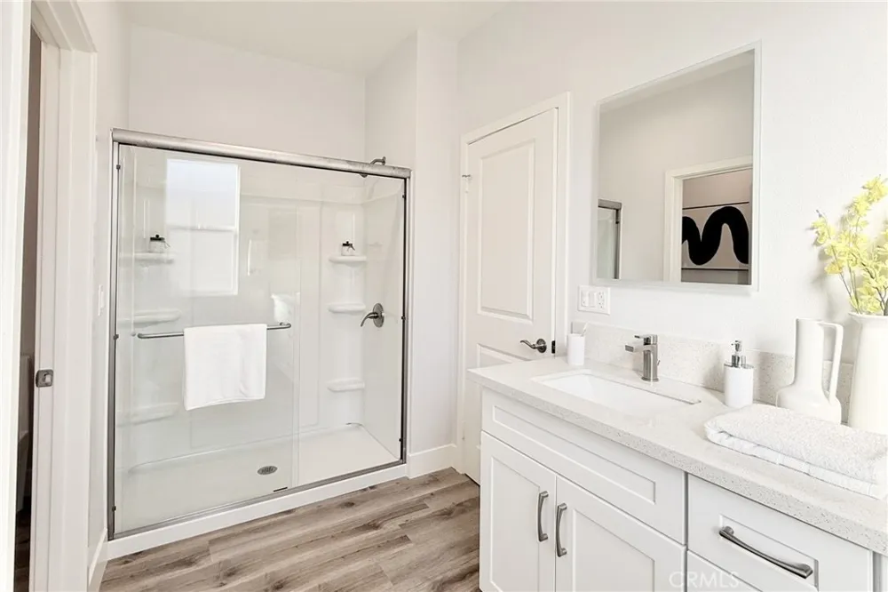 11237 Gladhill Road #2 Whittier, CA 90604