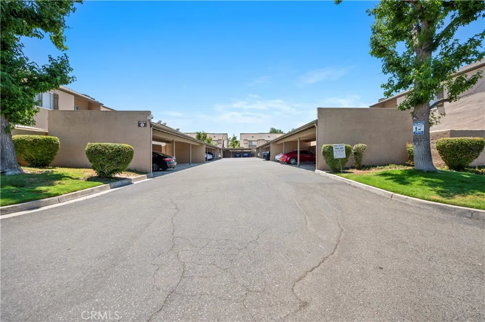 24430 Nicklaus Valencia, CA 91355