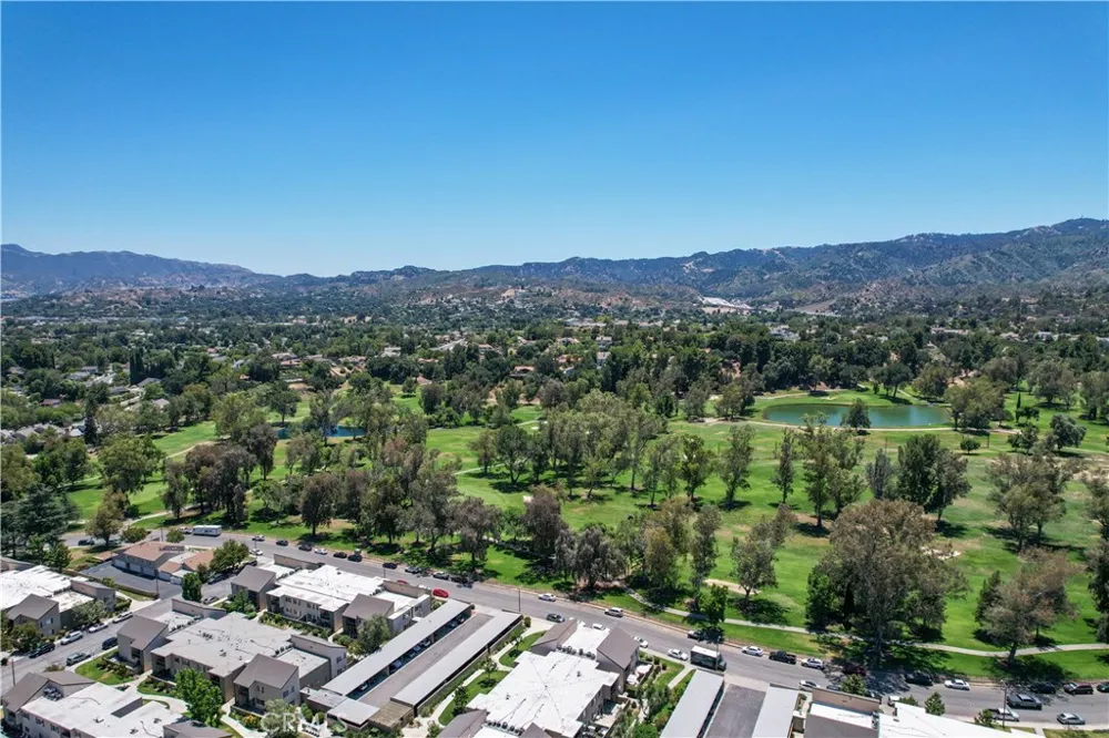 24430 Nicklaus Valencia, CA 91355