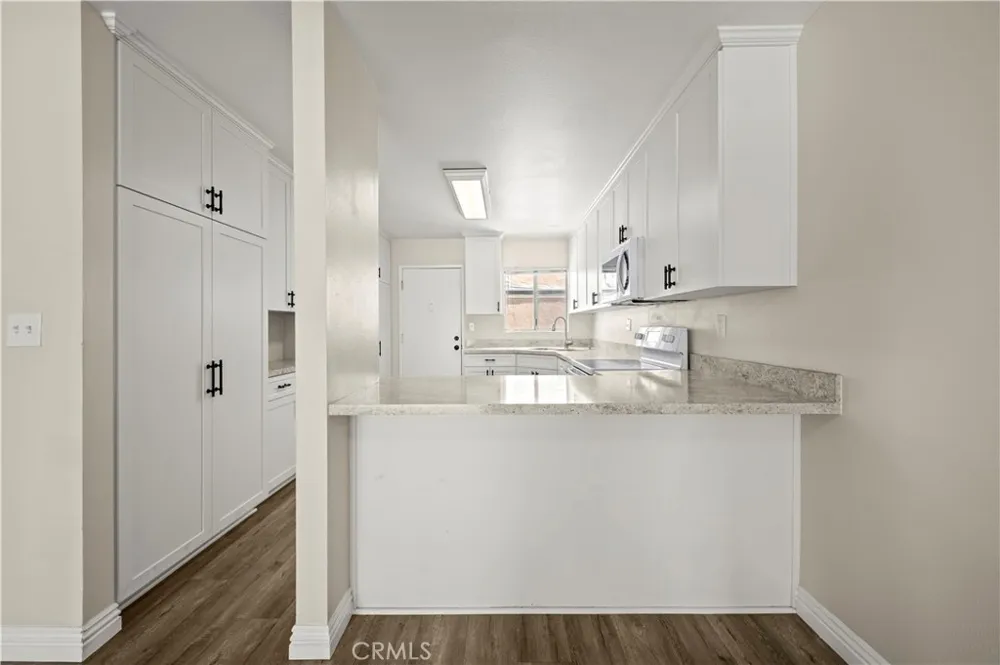 24430 Nicklaus Valencia, CA 91355