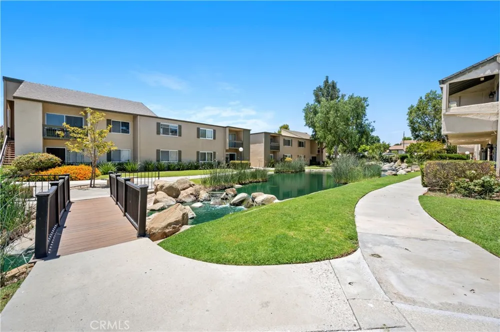 24430 Nicklaus Valencia, CA 91355