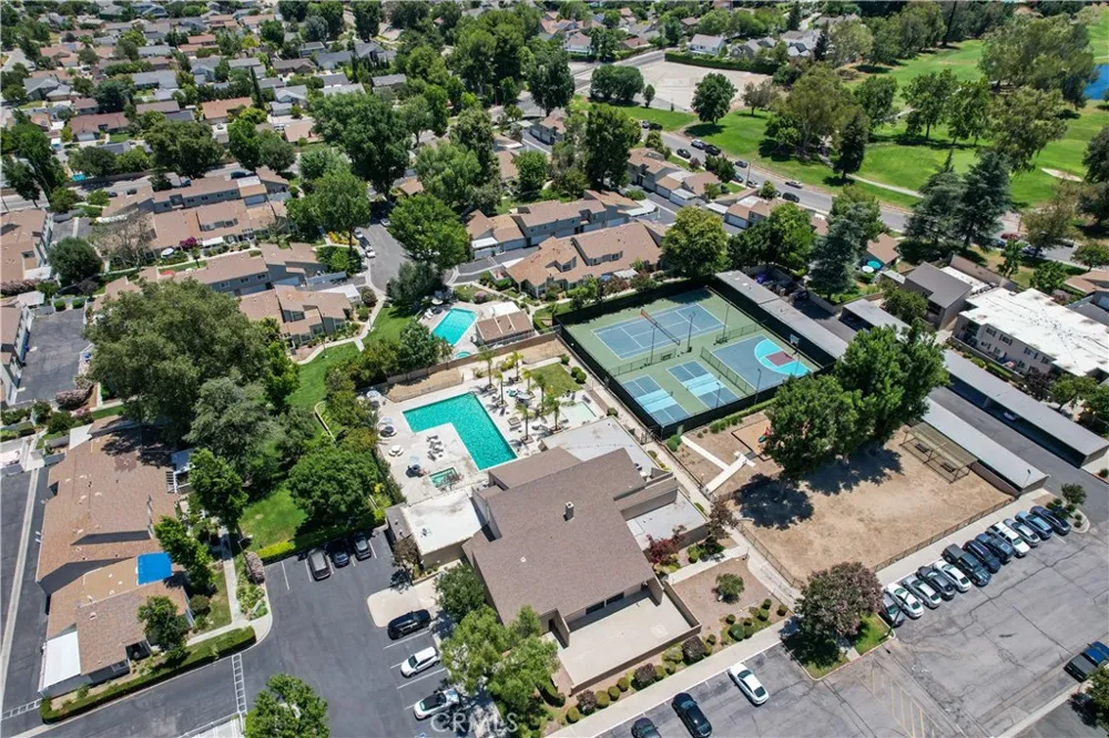 24430 Nicklaus Valencia, CA 91355